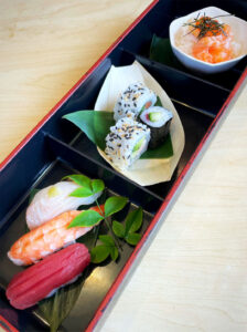 assorted sushi_shimbashi izakaya